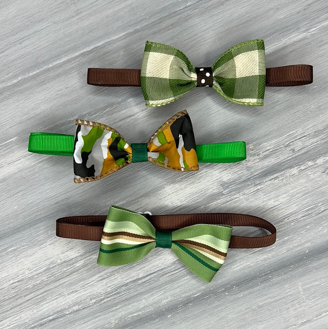 On the Hunt - 8 Adjustable Bow Tie Neckwear