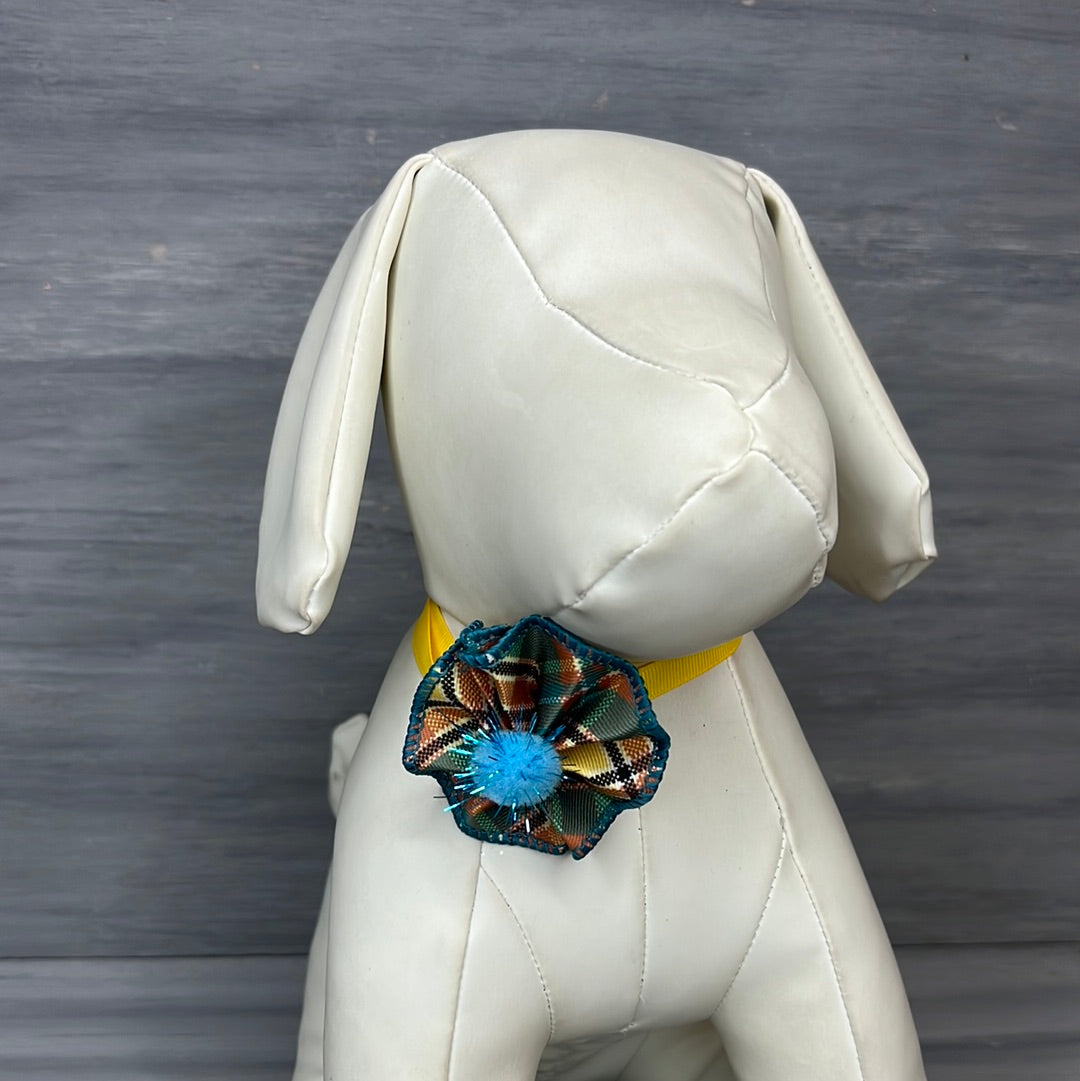 Oktoberfest - 9 Ruffled Pom Neckwear