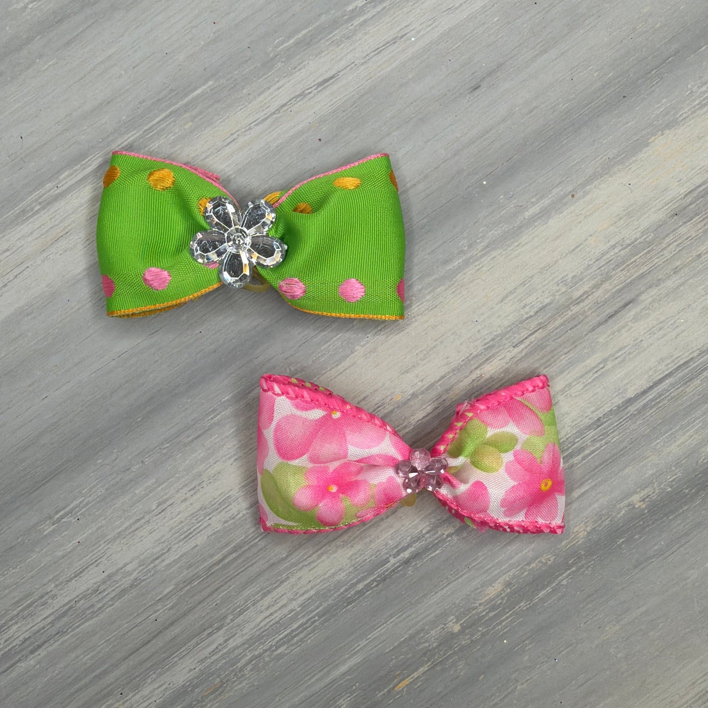 Spring Dotties - Classic- 8 Medium Bows