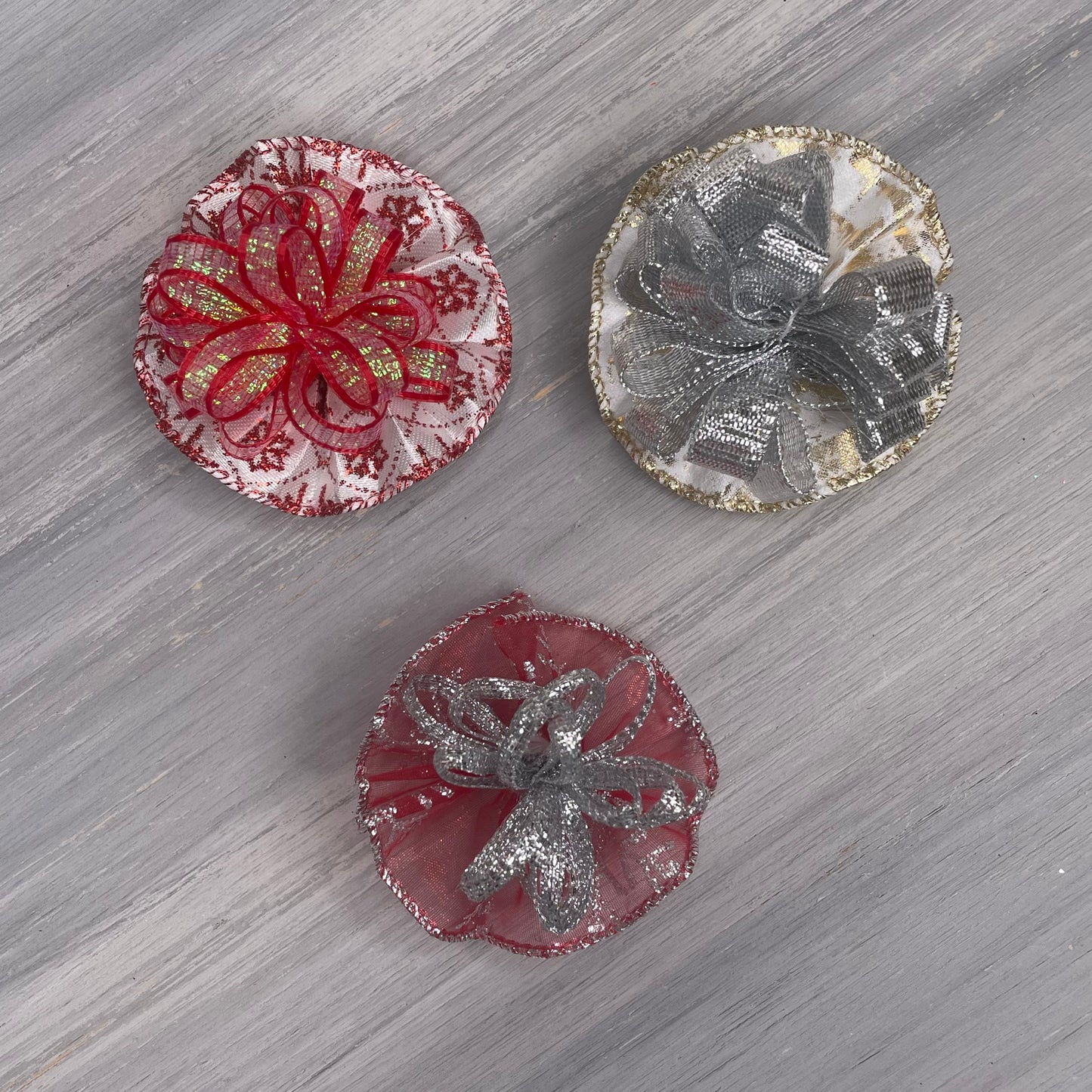 Let it Snow - Tedi Bows - 12 Medium Bows