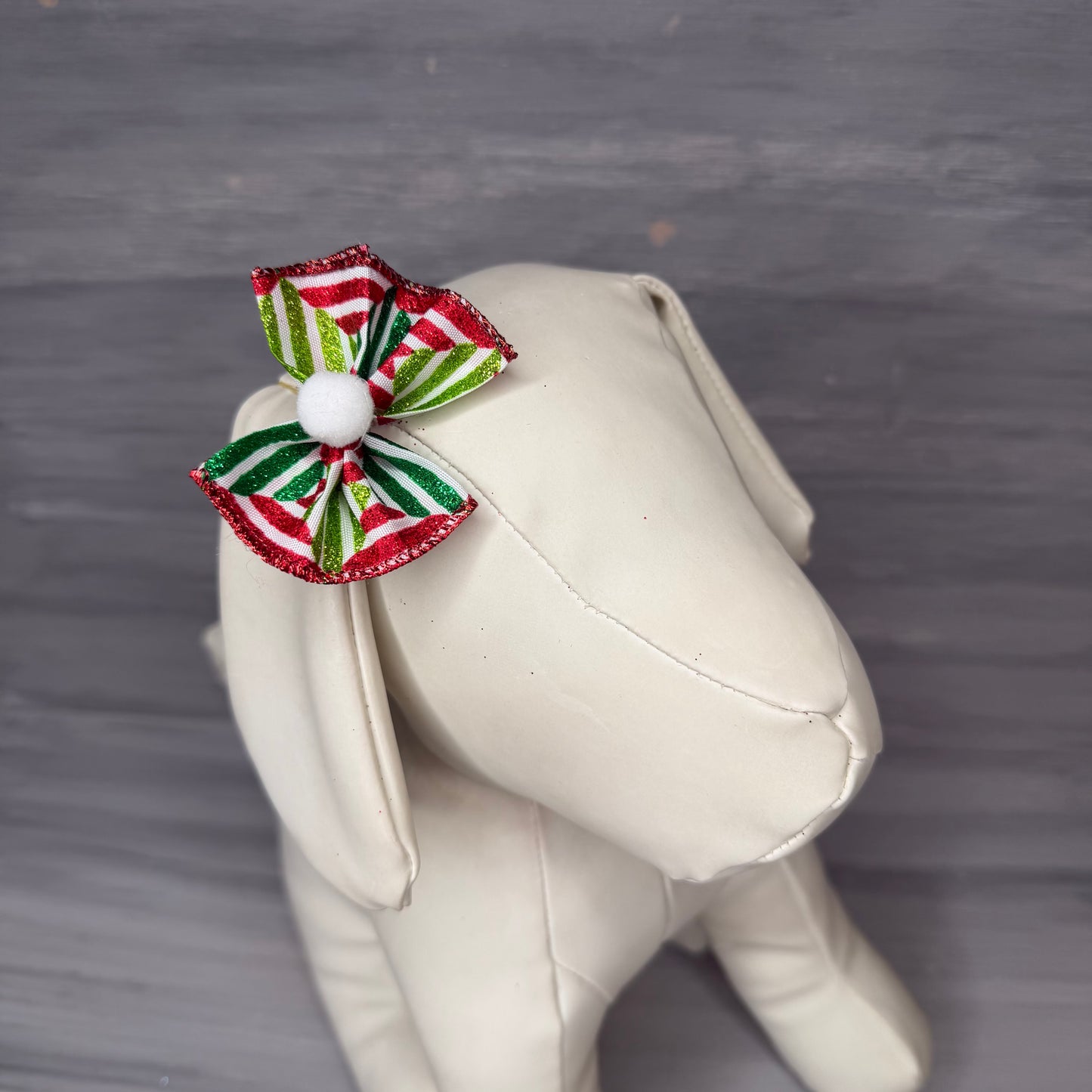Classic Christmas - Topsy Turvy - 12 Medium Bows