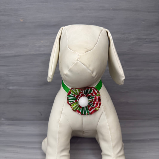Holiday Cheer - 9 Ruffled Pom Neckwear