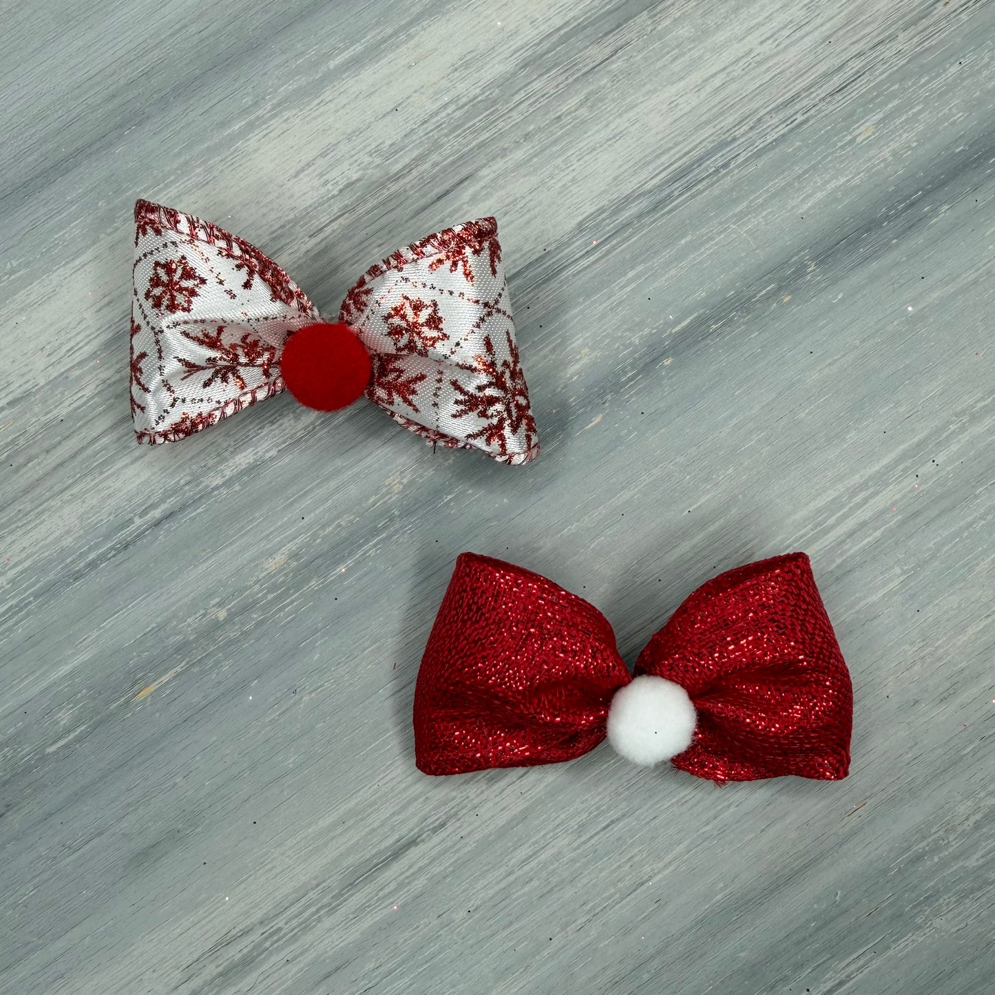 Classic Christmas - Classic - 8 Medium Bows