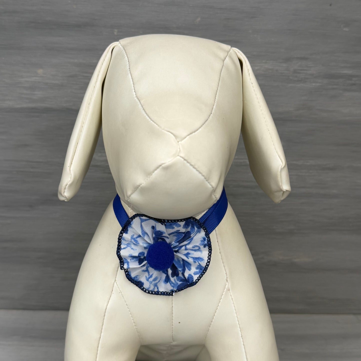 Berry Sweet - 9 Ruffled Pom Neckwear