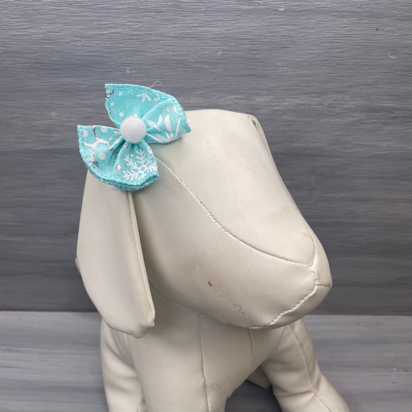 Icicle Shimmer - Topsy Turvy - 12 Medium Bows