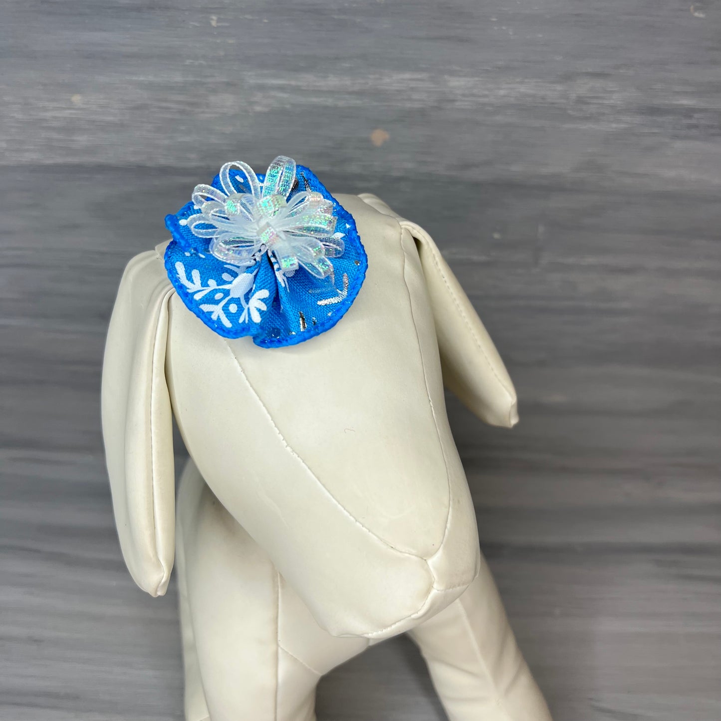 Snowflakes - Tedi Bows - 12 Medium Bows
