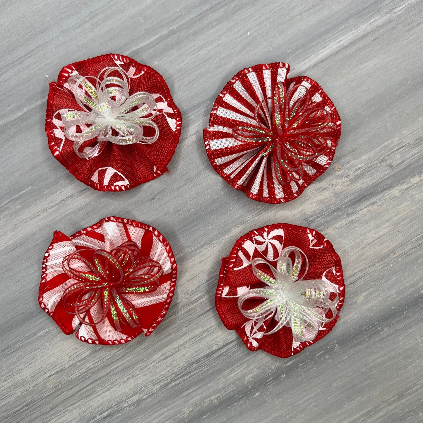 Peppermint - Tedi Bows - 12 Medium Bows