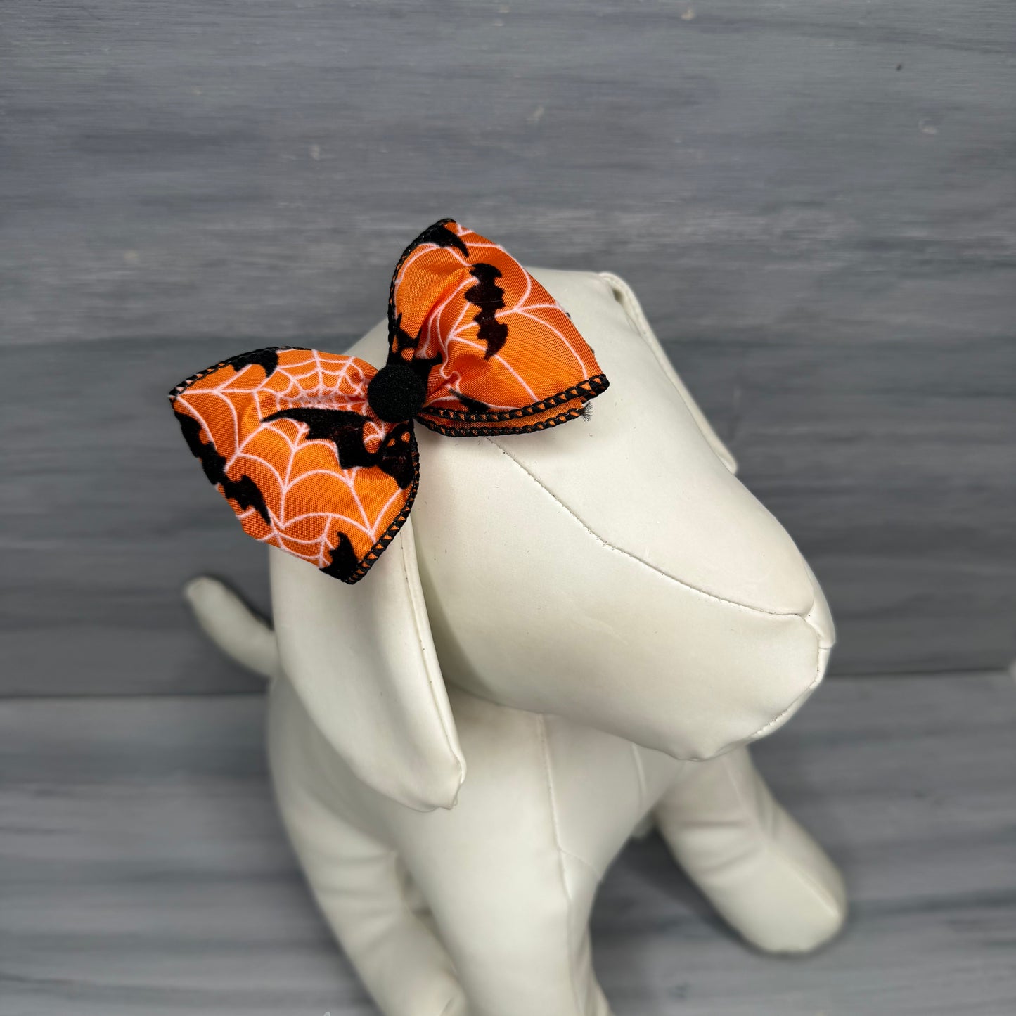 Batty - Over the Top - 8 Large Bows