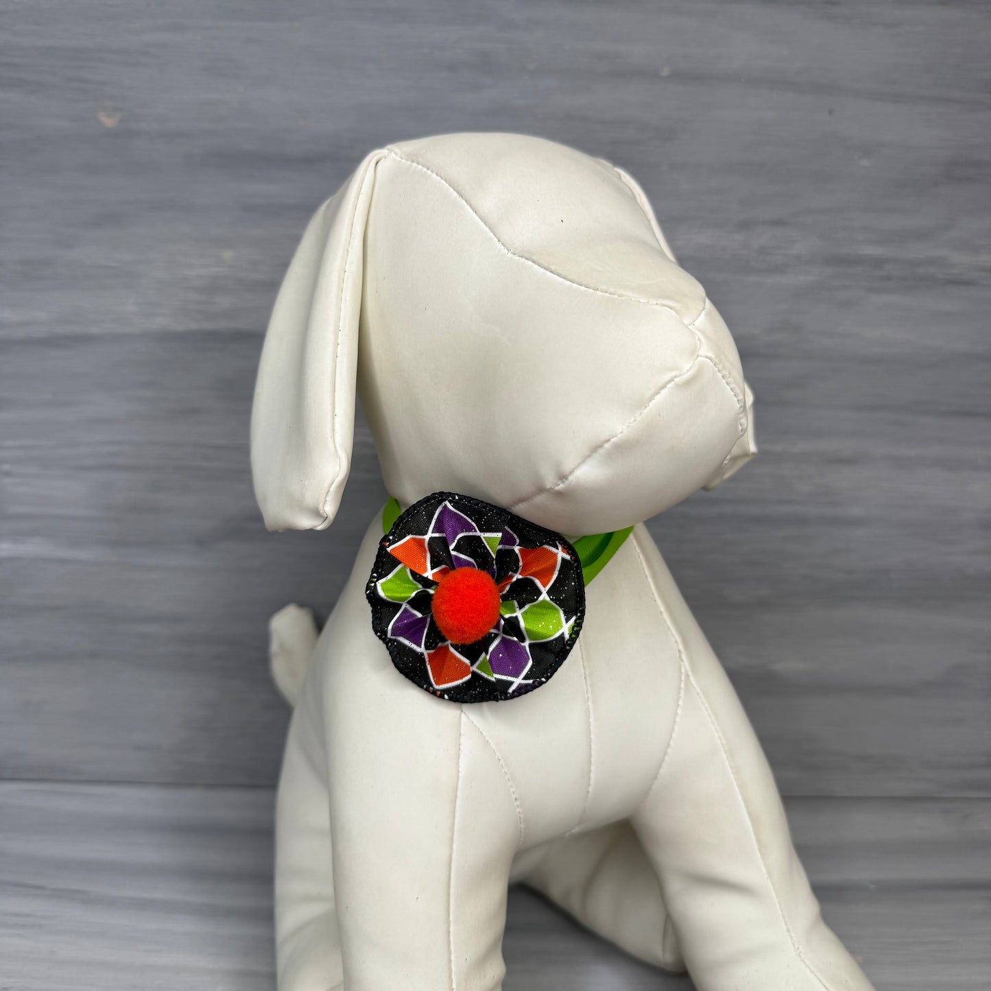 Funky Halloween - 9 Ruffled Pom Neckwear