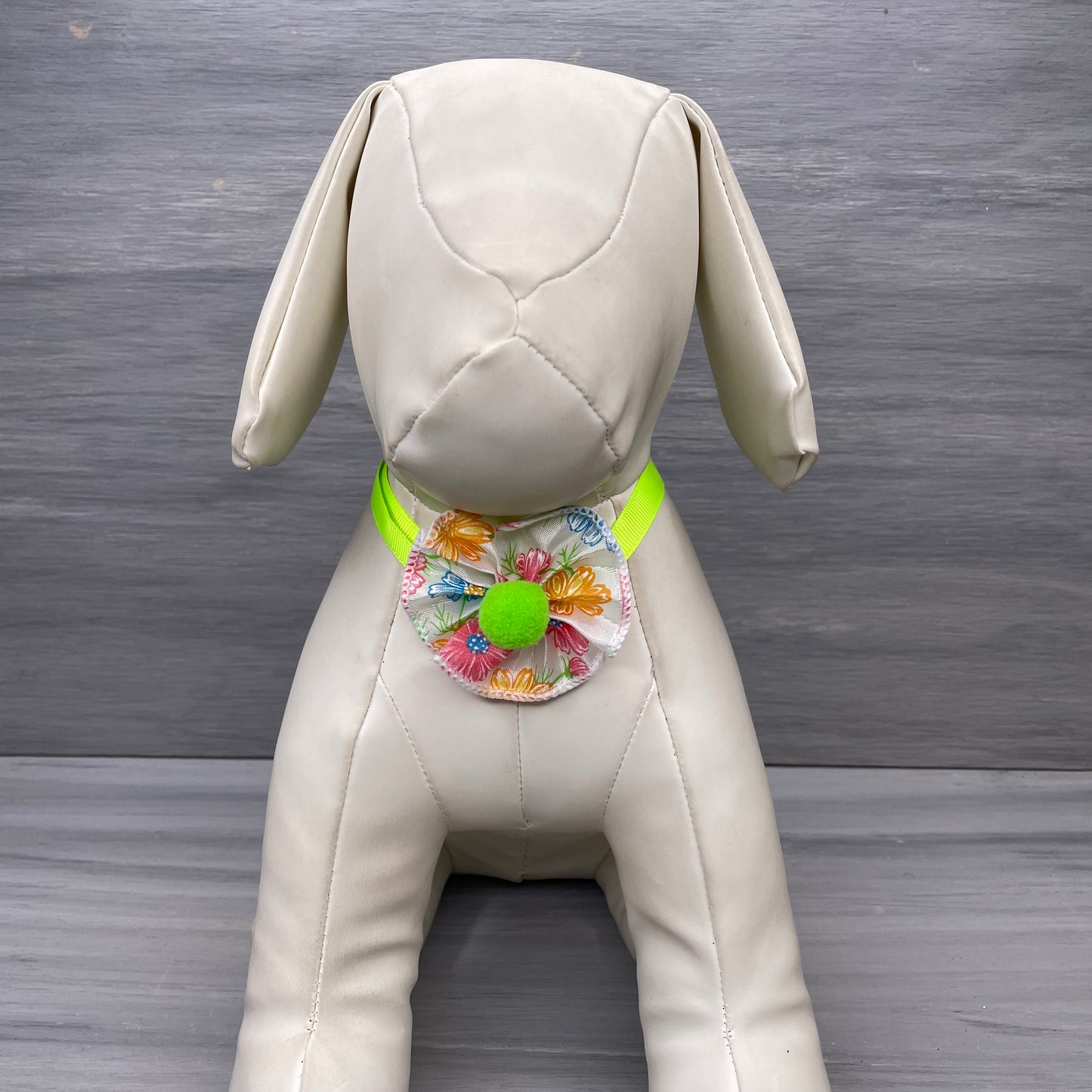 Flower Fantasy - 9 Ruffled Pom Neckwear