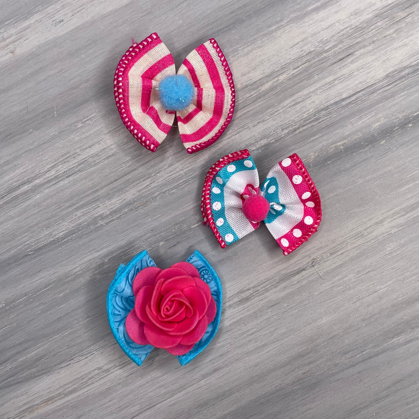 Polka-Dot Petals - Topsy Turvy - 12 Medium Bows