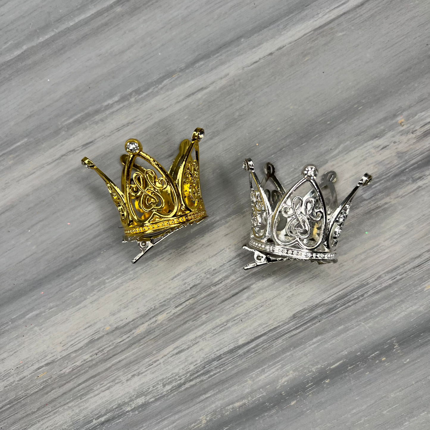 Paw Crowns - 2 Embellished Crowns