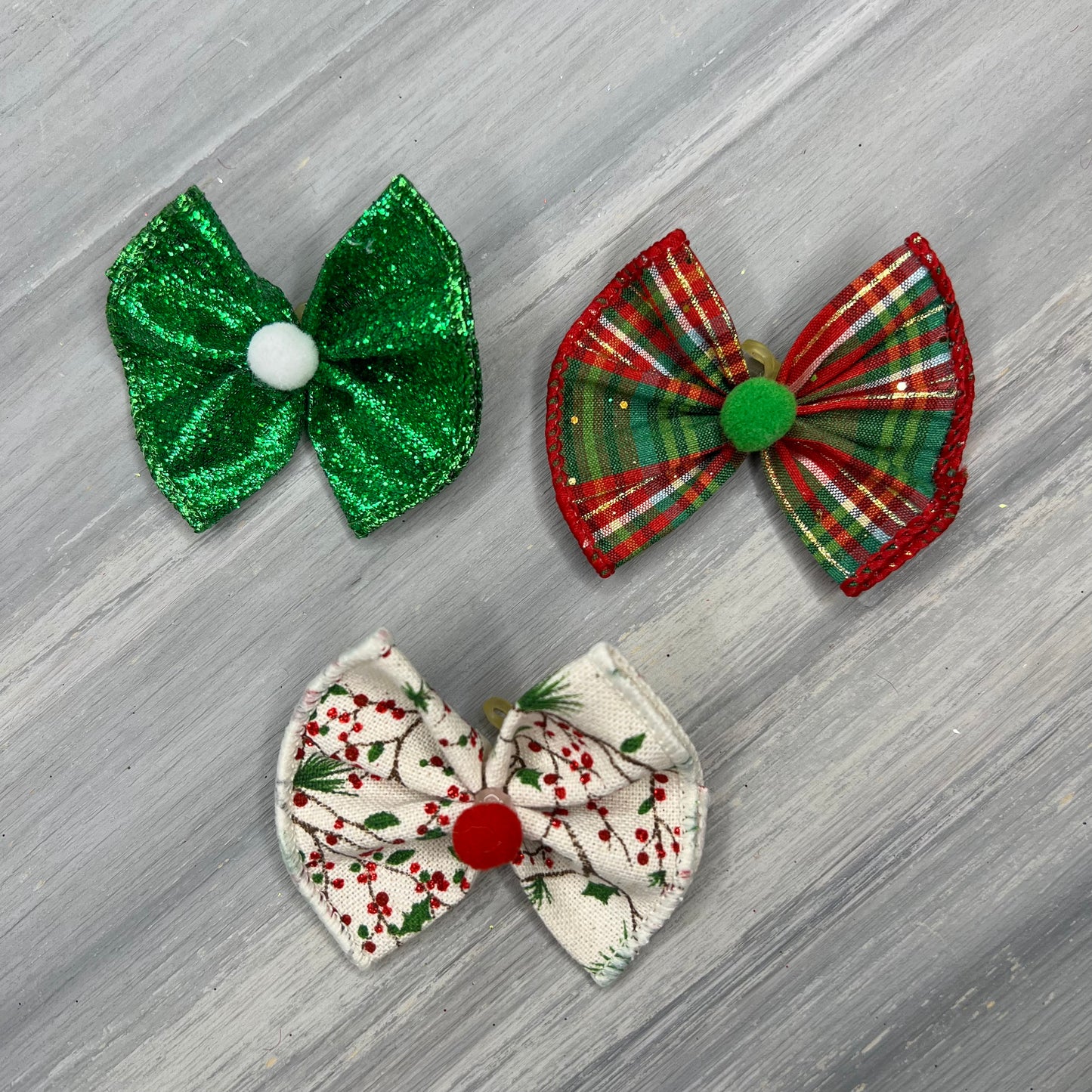 Holly - Topsy Turvy - 12 Medium Bows