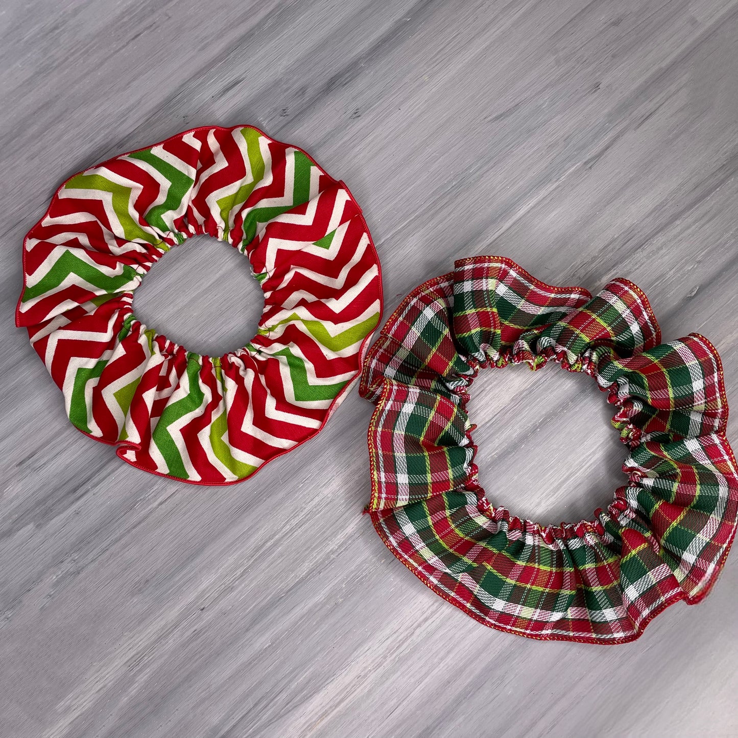 Christmas - 2 Fancy Frills - Large