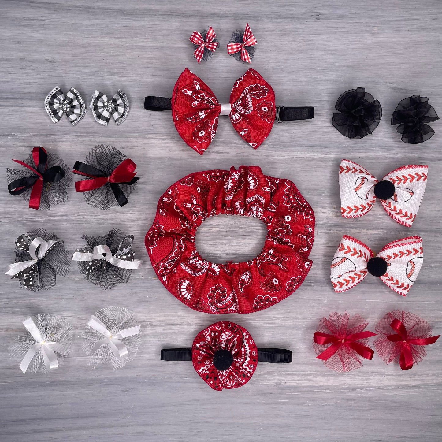 Red, White & Black Collection - Medium - 19 Piece Assortment