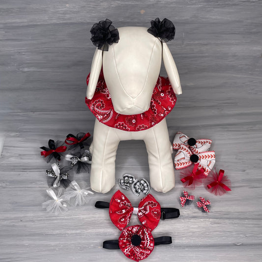 Red, White & Black Collection - Large - 19 Piece Assortment