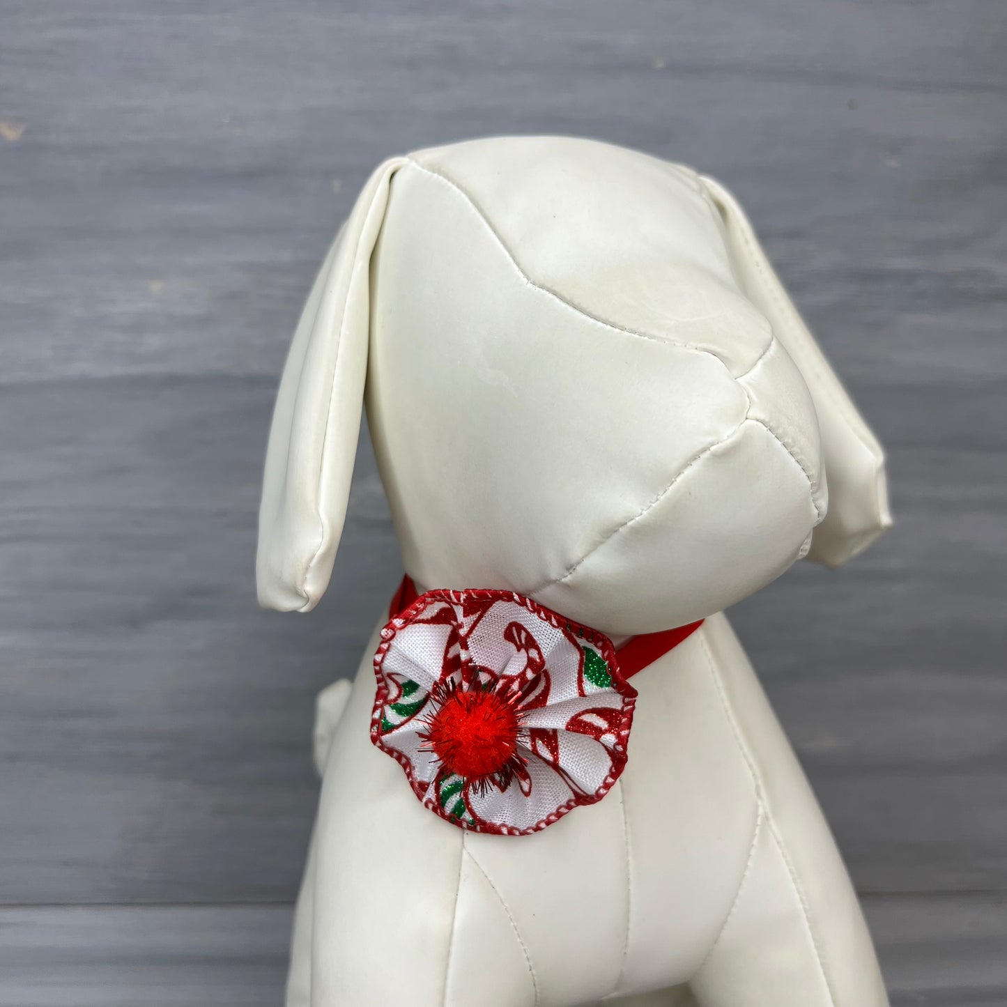 Candy Cane Lane - 9 Ruffled Pom Neckwear