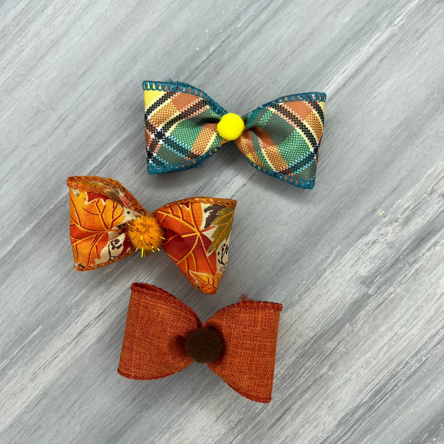 Fall Leaves - Classic - 8 Medium Bows