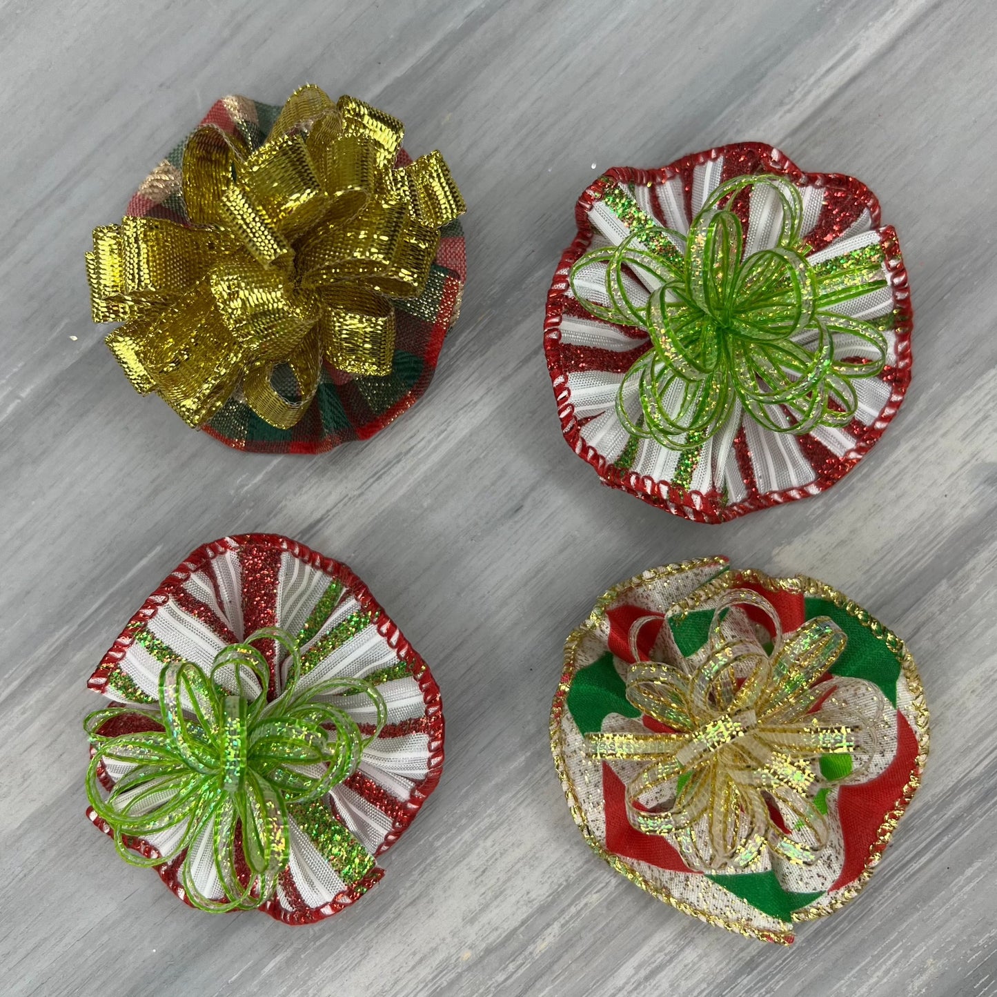 Christmas - Tedi Bow - 12 Medium Bows