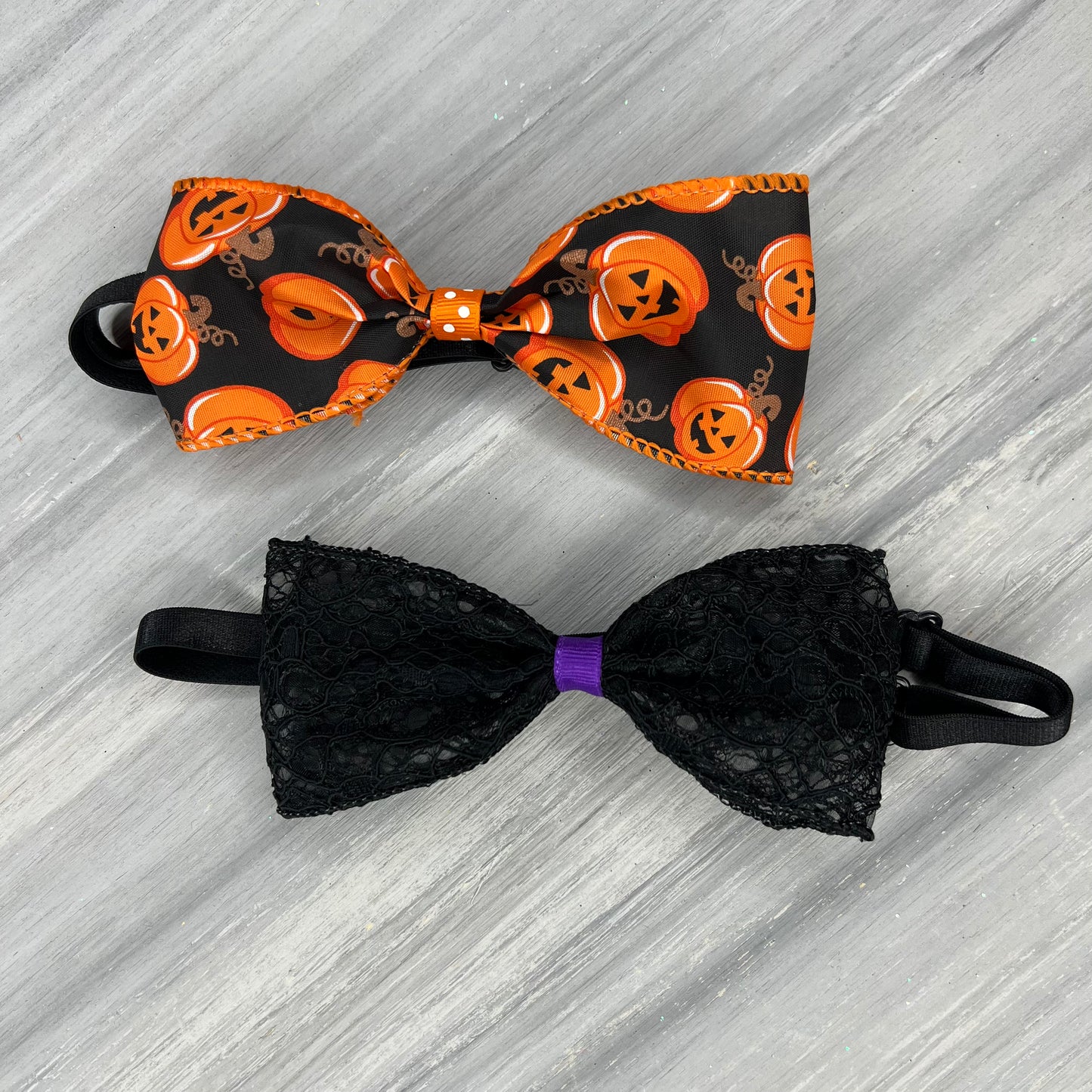 Smiley Pumpkins - XL Bow Tie - 4 Extra Large Neckties
