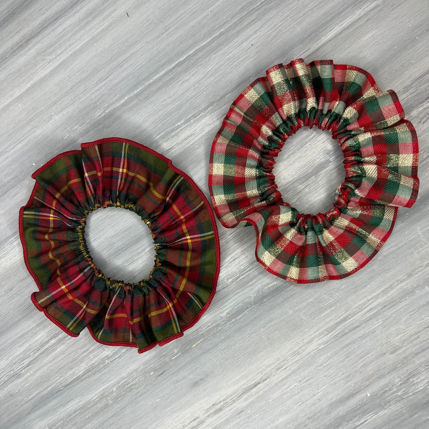 Christmas Glitz - 4 Fancy Frills - Small or Medium