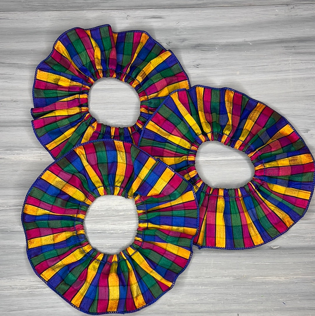 Crayons - Fancy Frills - 3 Medium Frills