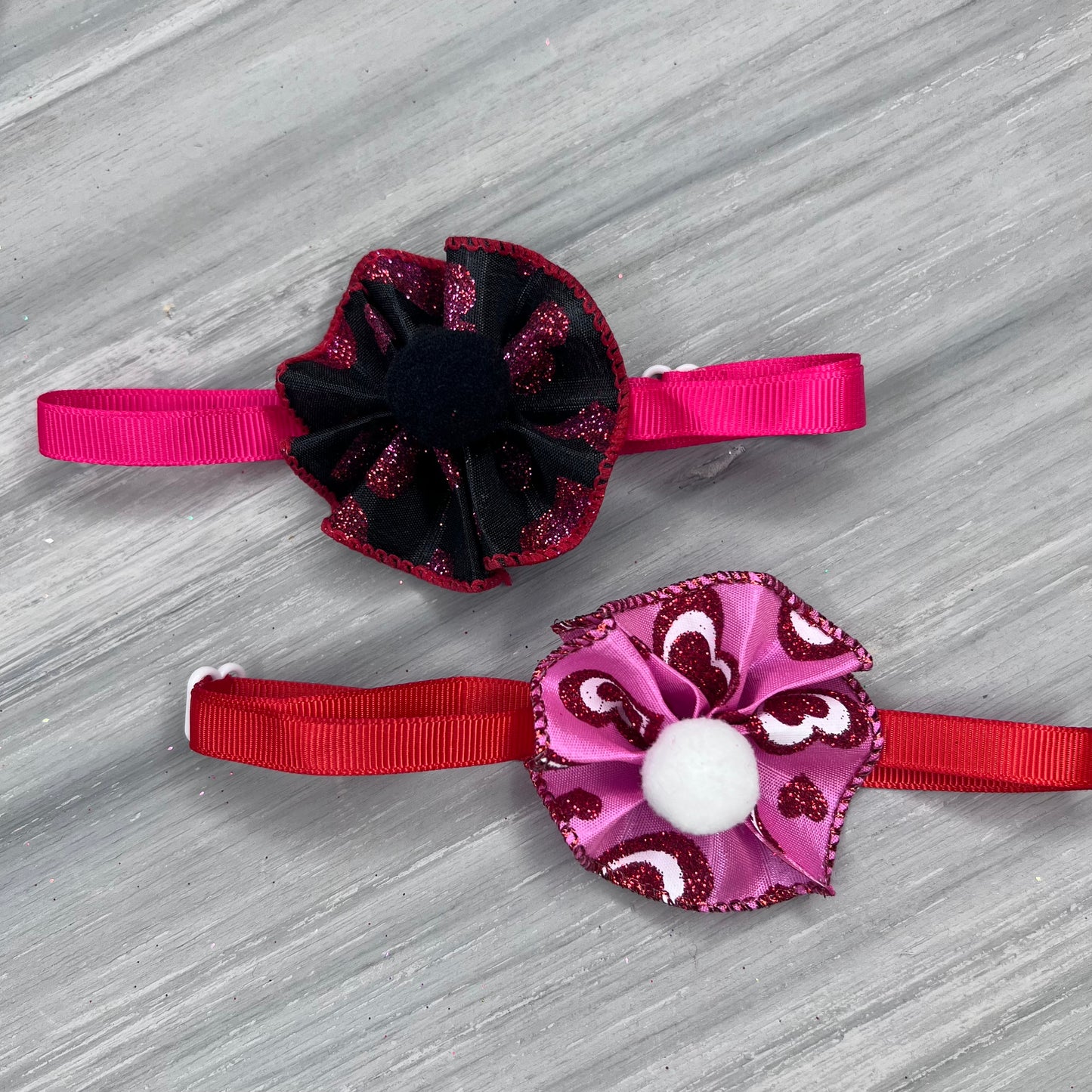 Puppy Love - 9 Ruffled Pom Neckwear