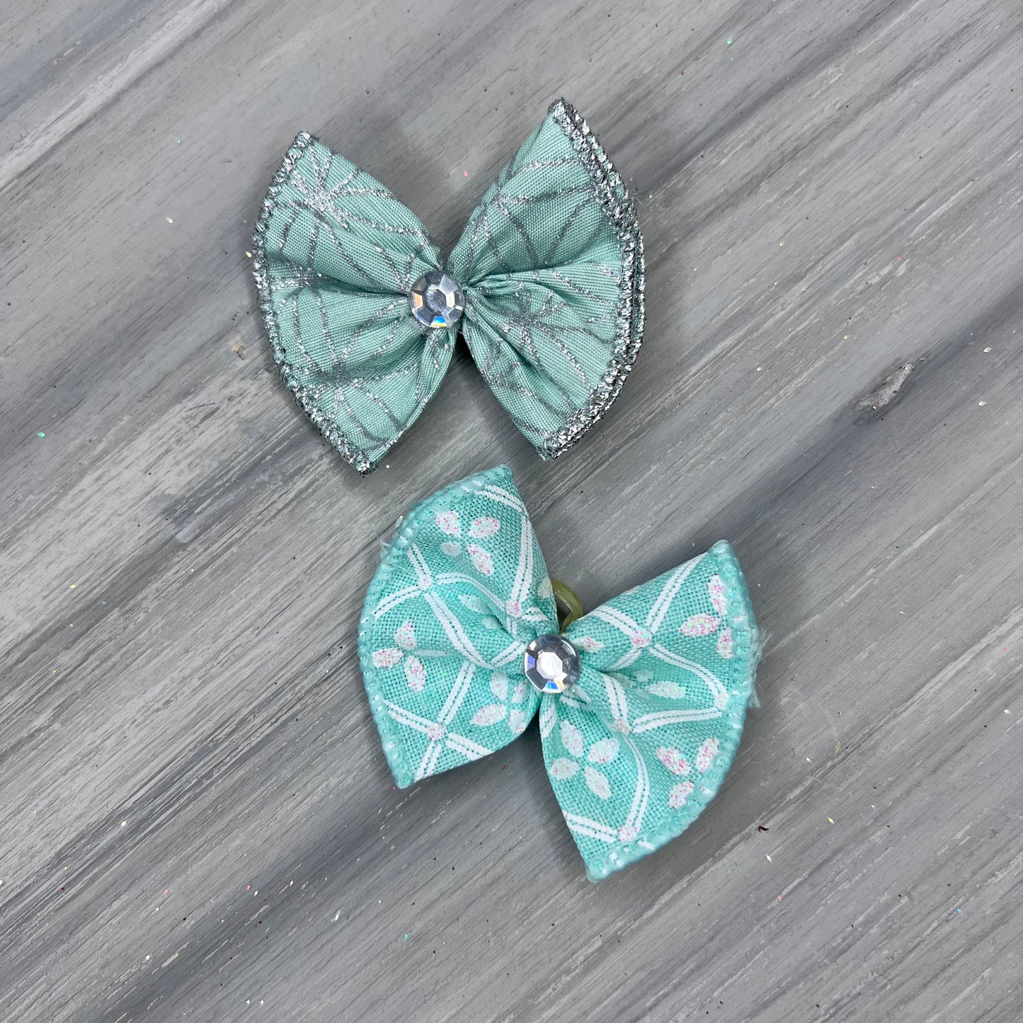 Star Mint - Topsy Turvy - 12 Medium Bows