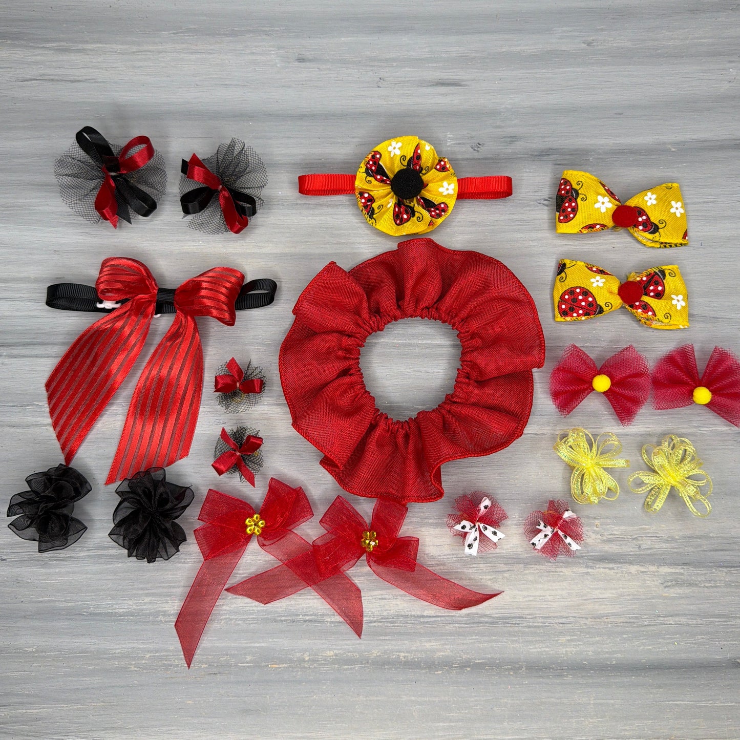 Ladybug Lane - Medium - 19 Piece Assortment