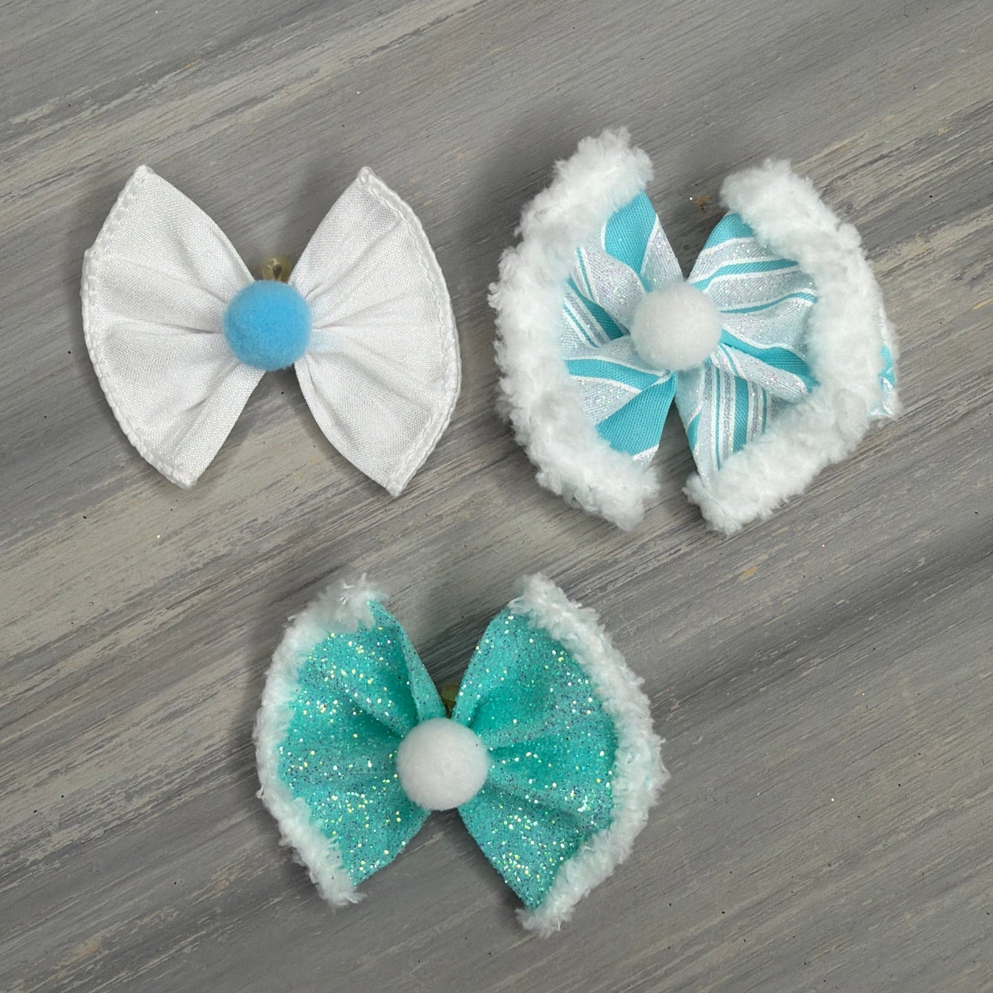 Frosted Sky - Topsy Turvy - 12 Medium Bows