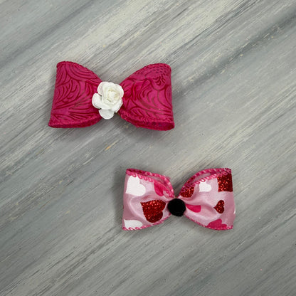 Sweetheart Kisses - Classic - 8 Medium Bows