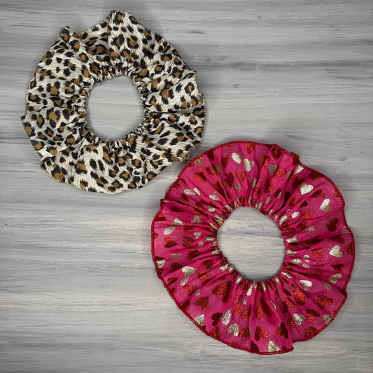 Flirt Alert - 2 Fancy Frills - Large