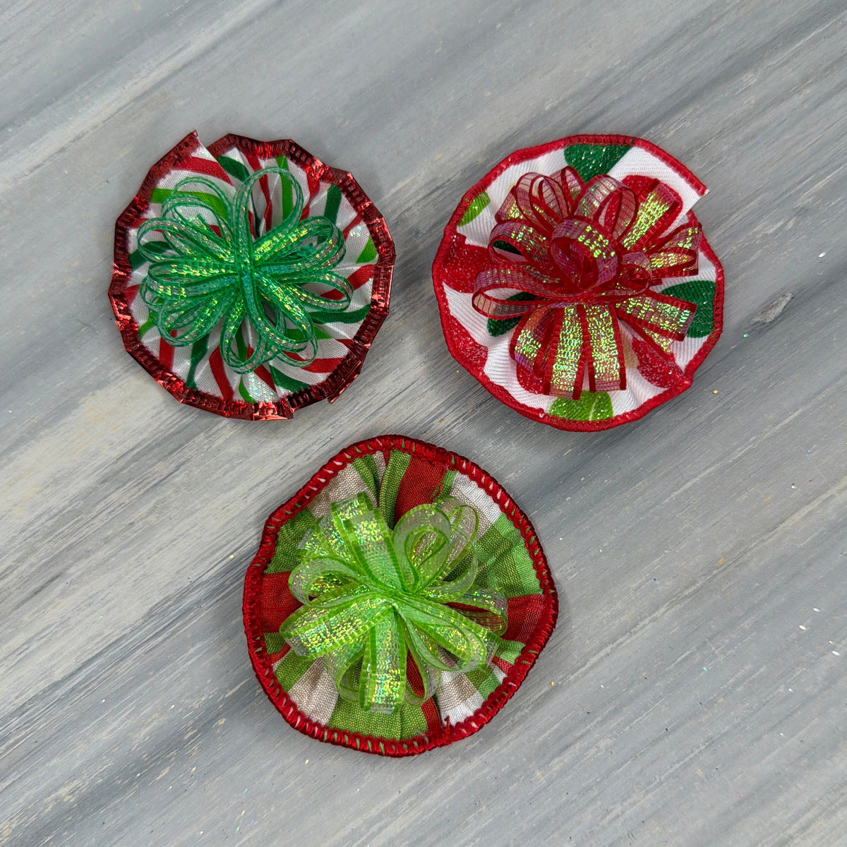 Christmas Glitz- Tedi Bows - 12 Medium Bows