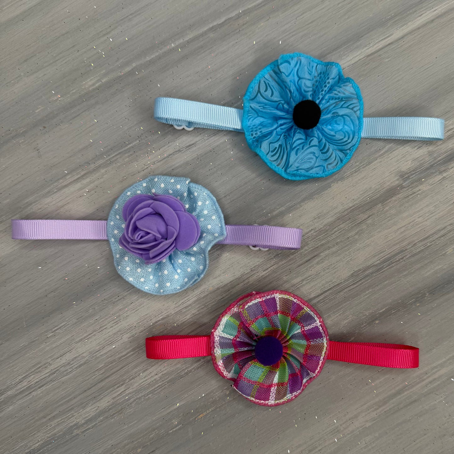 Sweet Bloom - 9 Ruffled Pom Neckwear