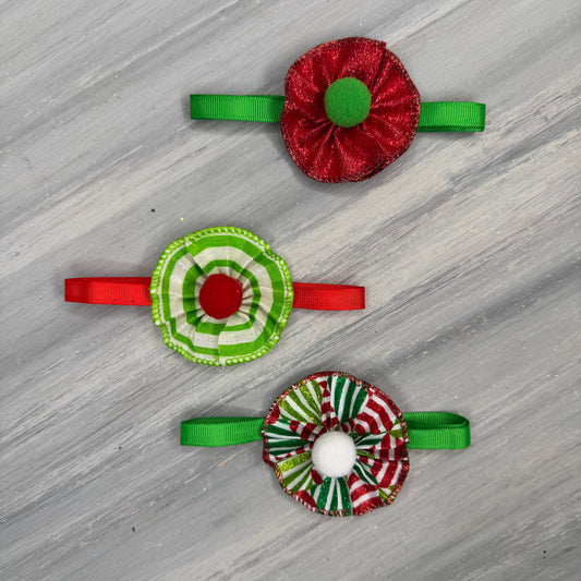 Holiday Cheer - 9 Ruffled Pom Neckwear