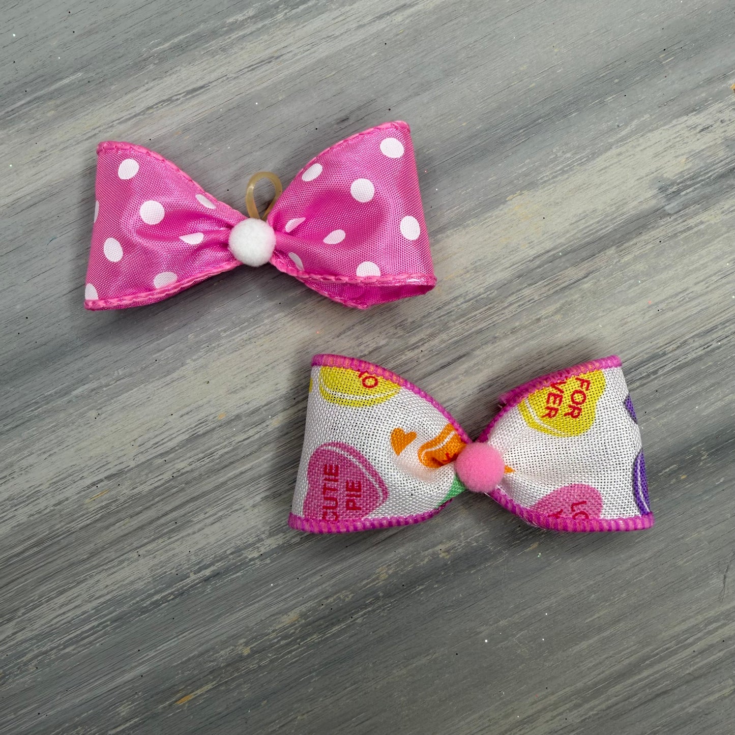 Candy Hearts - Classic - 8 Medium Bows