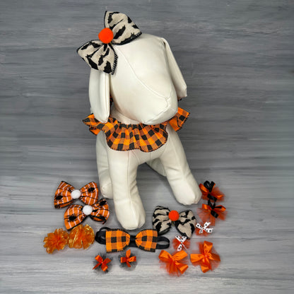 Halloween - Medium - 16 Piece Assortment
