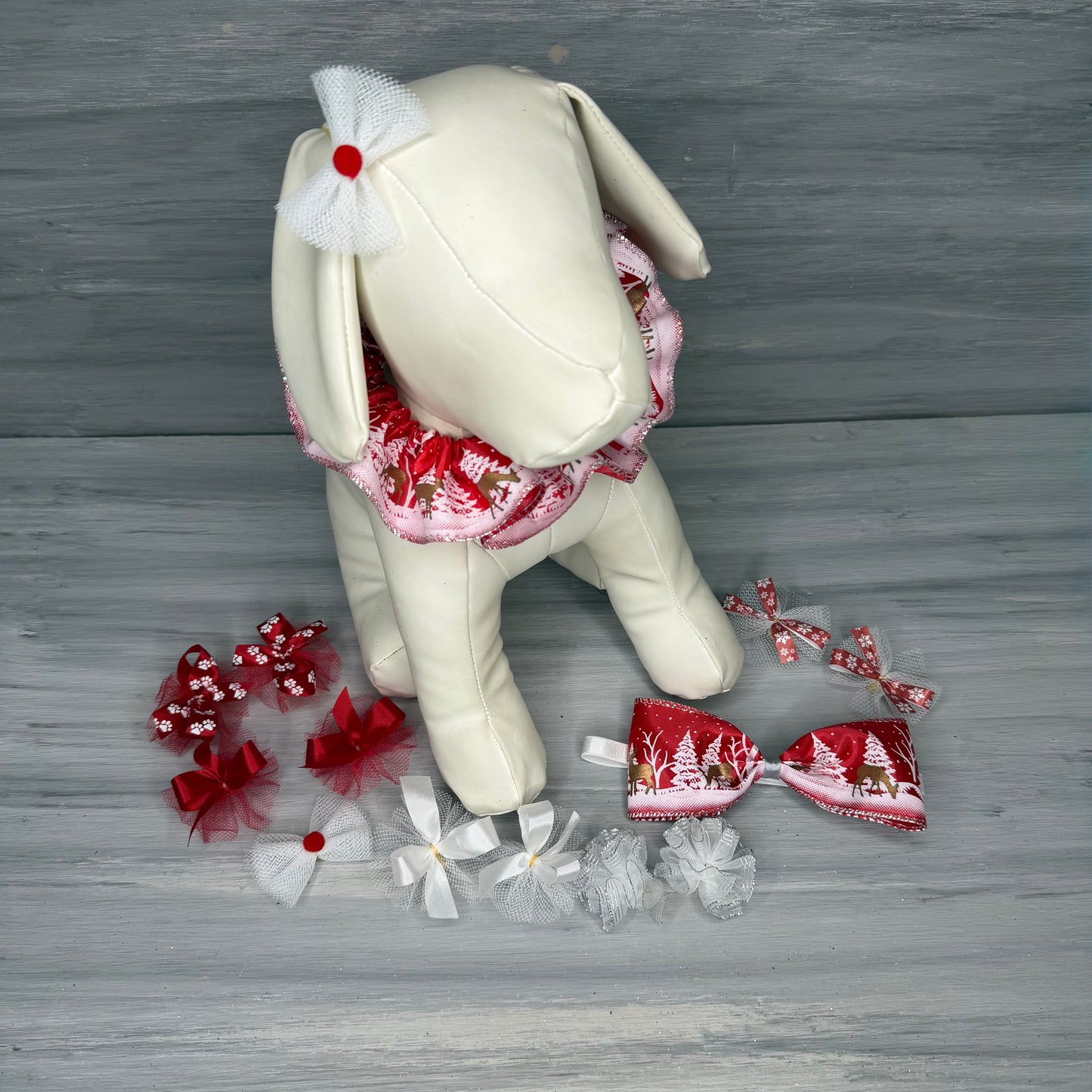 Over the River & Through The Woods - Medium - 14 Piece Assortment