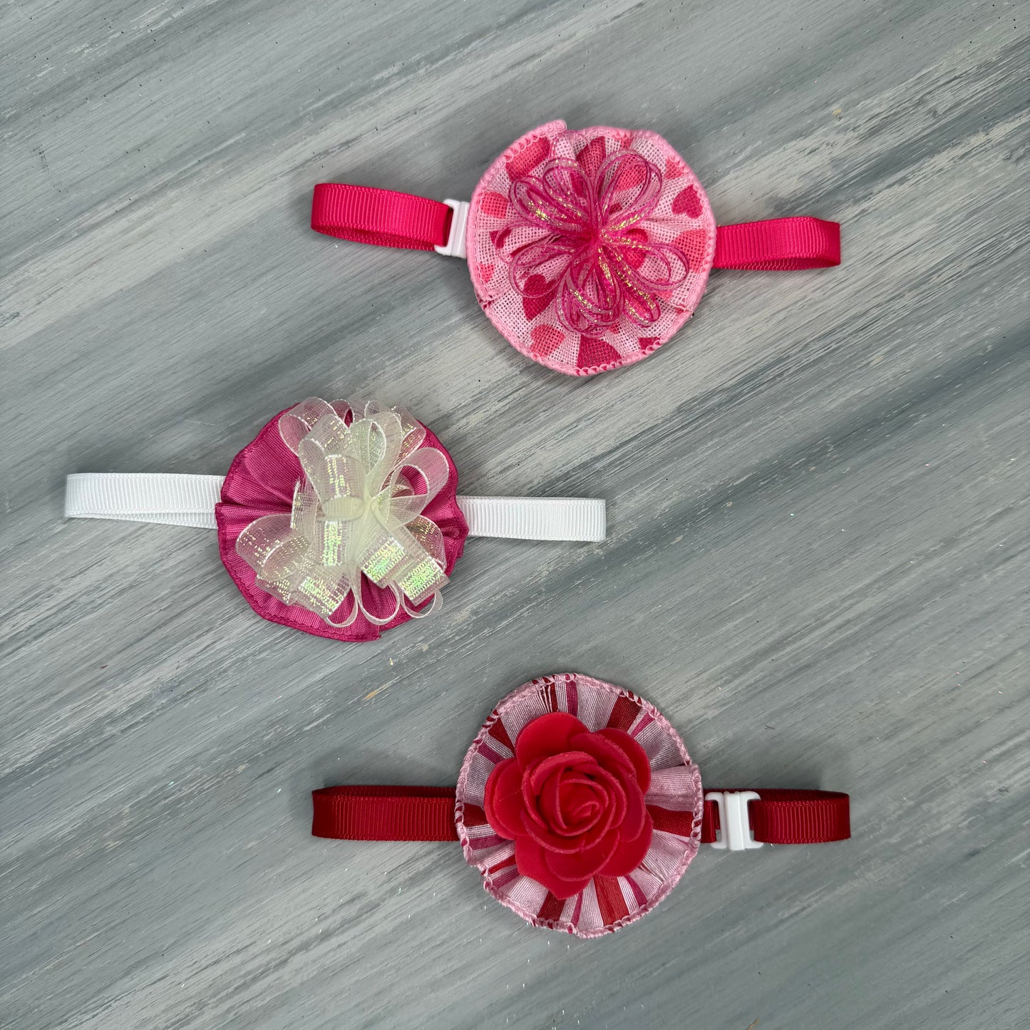 Sweet Valentine - 9 Ruffled Pom Neckwear