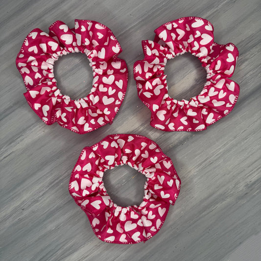 Love Club - 3 Fancy Frills - Small