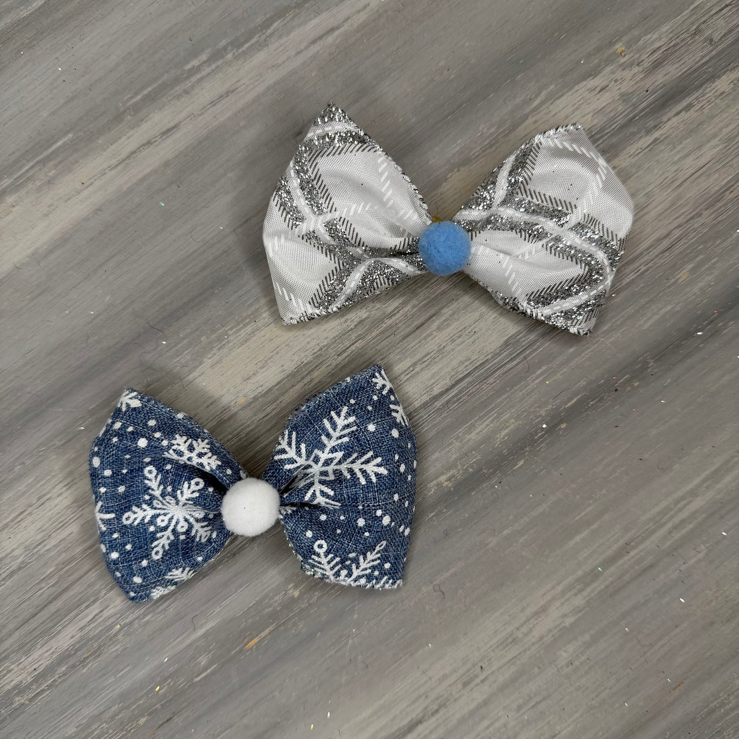 Frosted Snow - Over the Top - 8 Large Bows