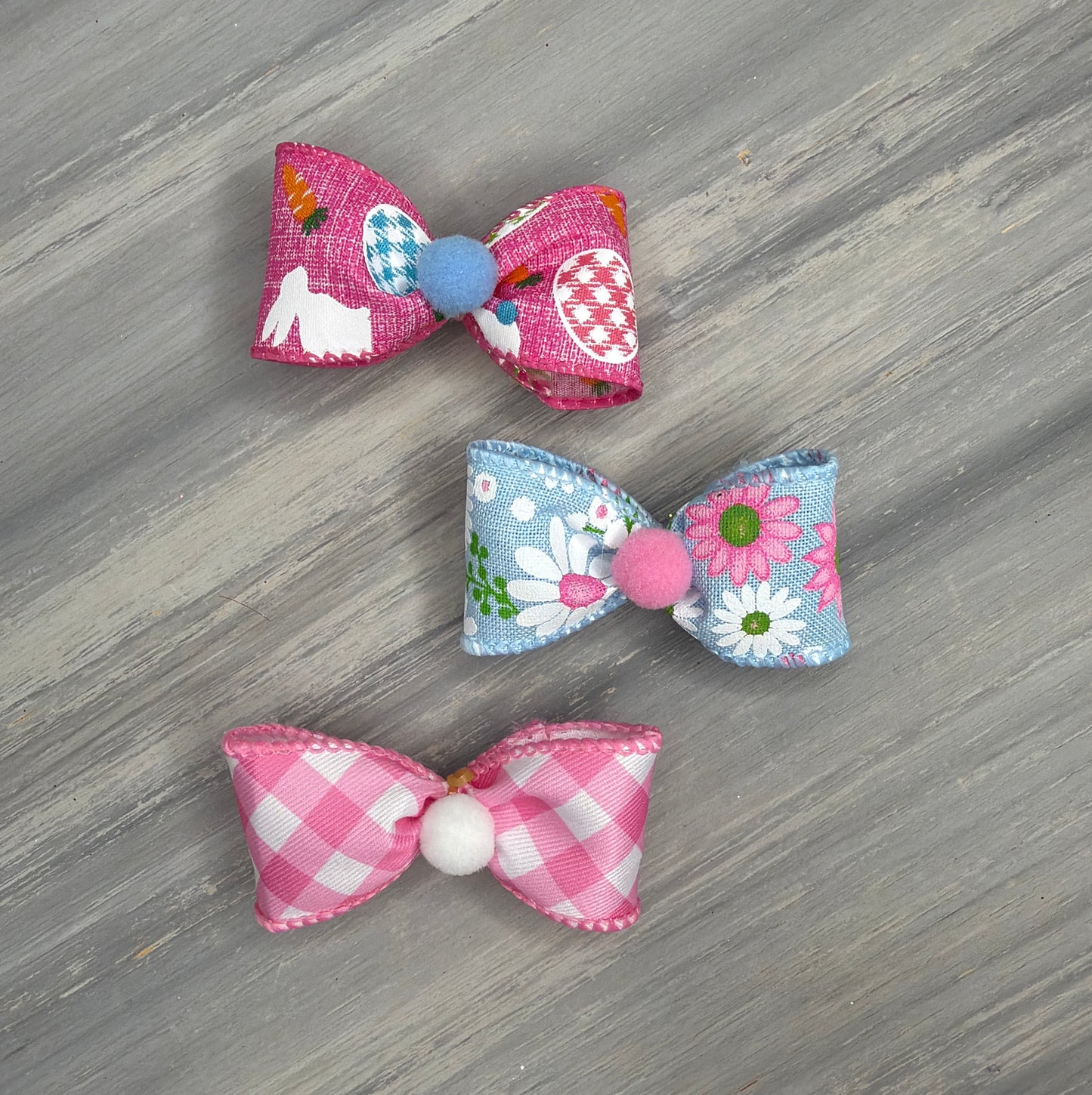 Easter Bunny - Classic - 8 Medium Bows