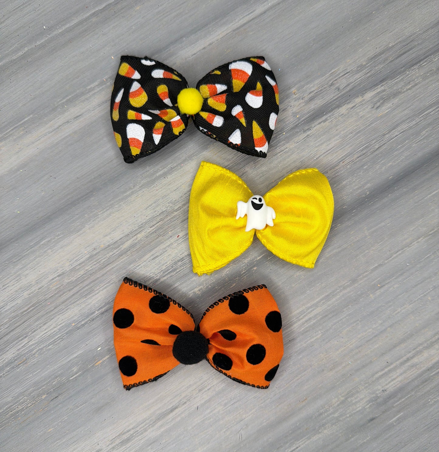 Boo! - Over the Top - 8 Large Bows