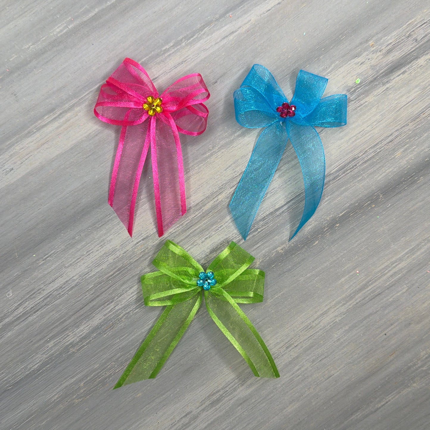 Boho - Lacy Sunday Best - 12 Medium Bows