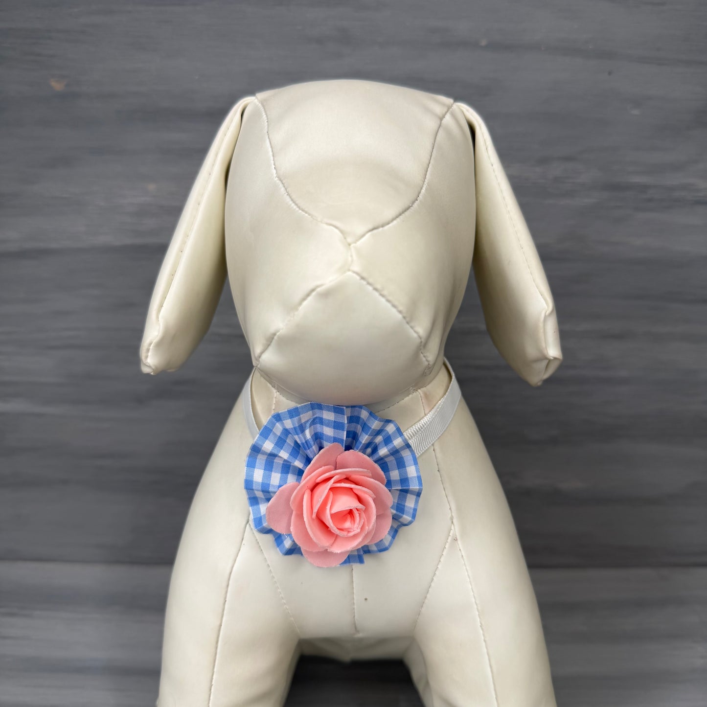 Daydream - 9 Ruffled Pom Neckwear