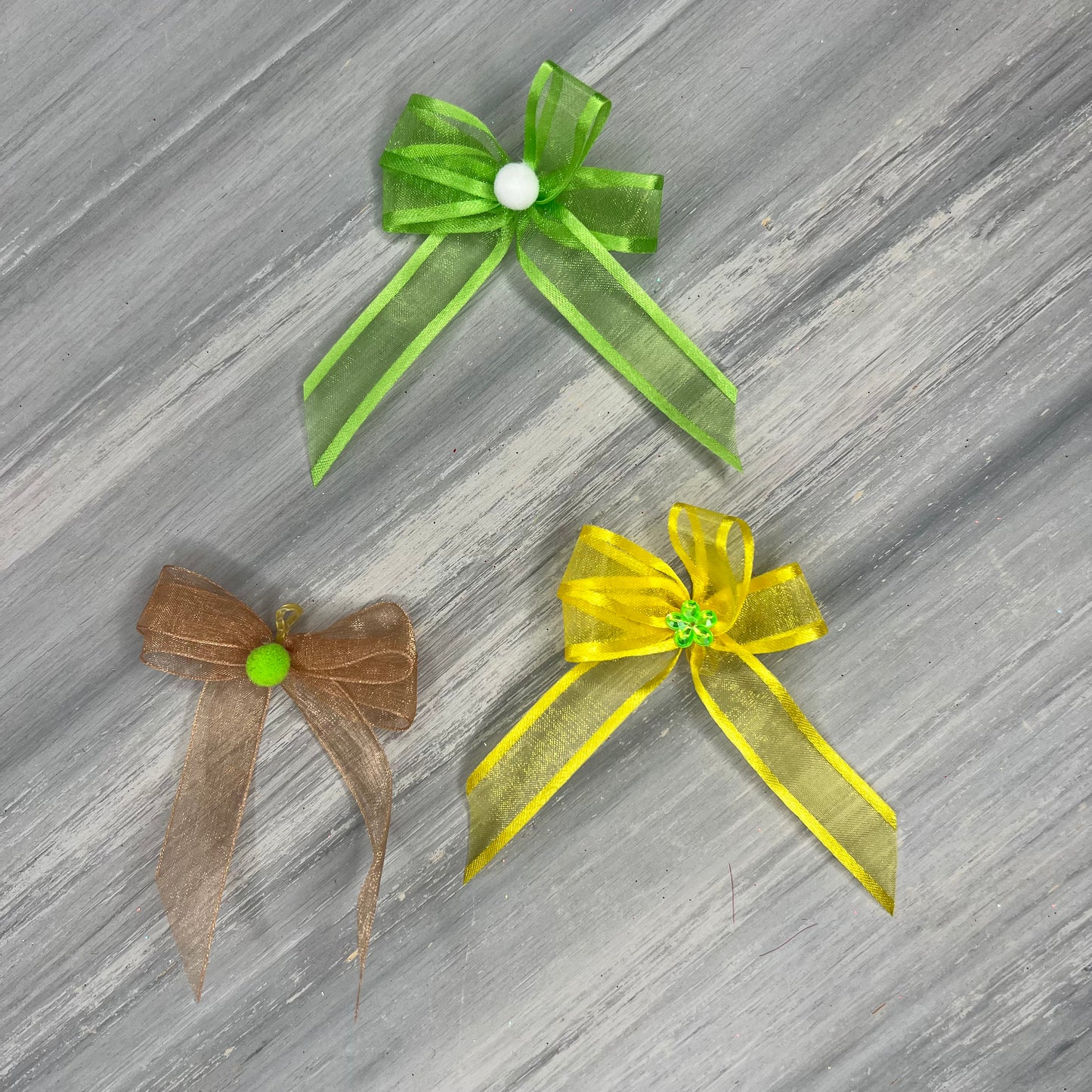 St. Patrick - Lacy Sunday Best - 12 Medium Bows