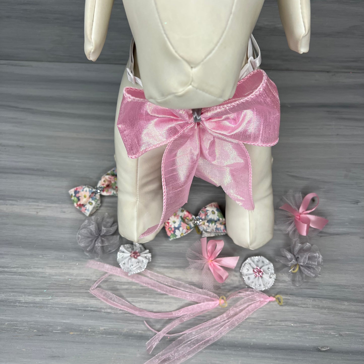 Pink Daisy - 11 Piece Assortment
