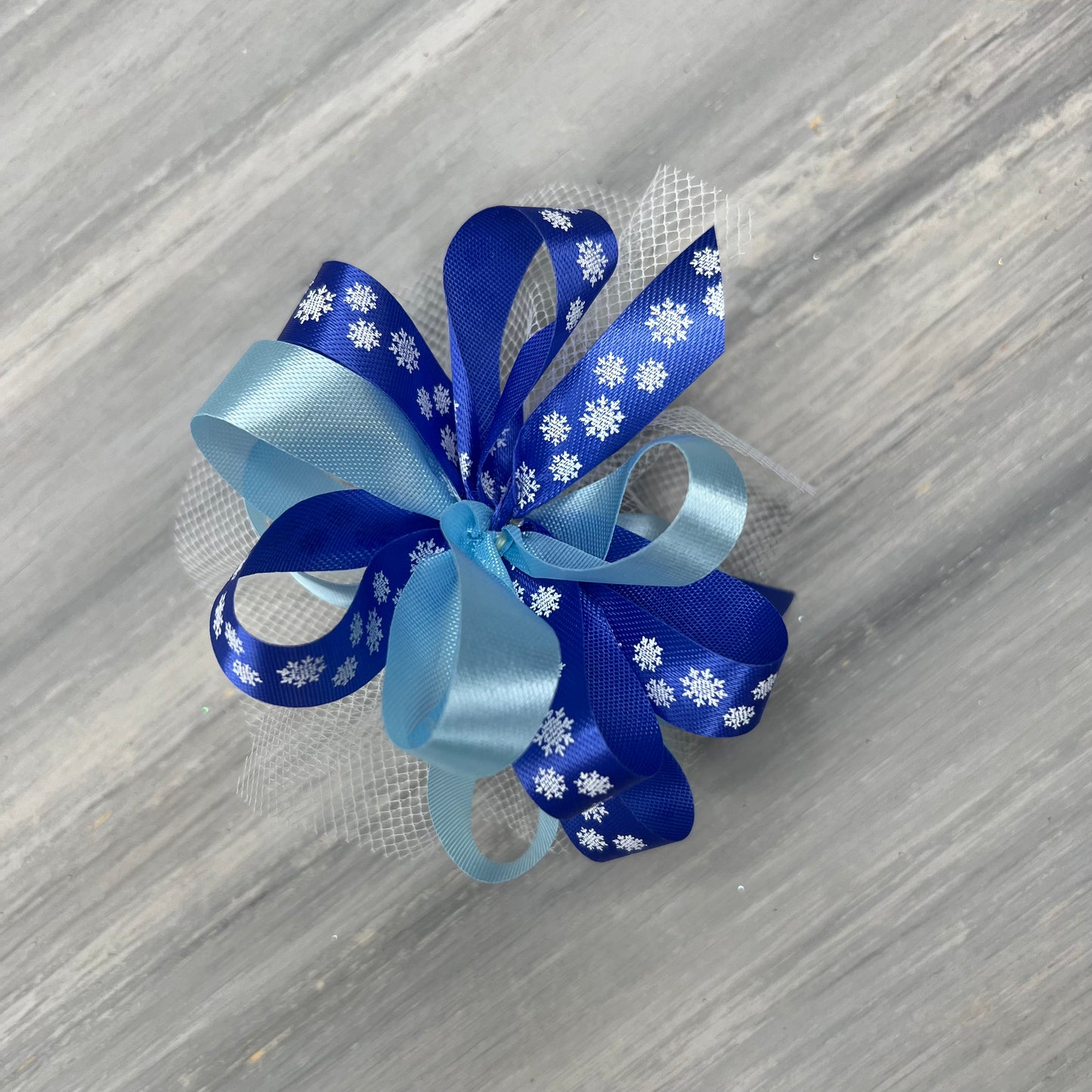 Winter Snow - Collar Bows - 8 Extra Large Bows