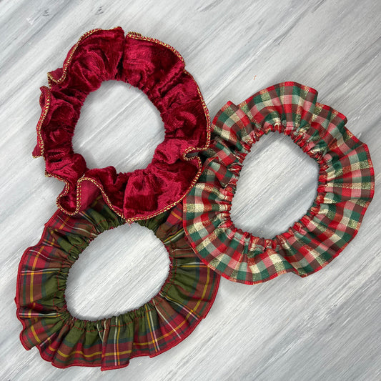 Royal Christmas - 3 Fancy Frills - Medium