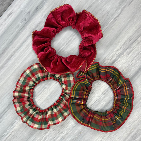 Royal Christmas - 3 Fancy Frills - Small or Medium